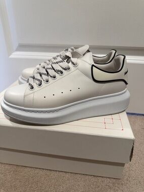 Alexander McQueen White Platform Sneakers with Black Trim 38.5